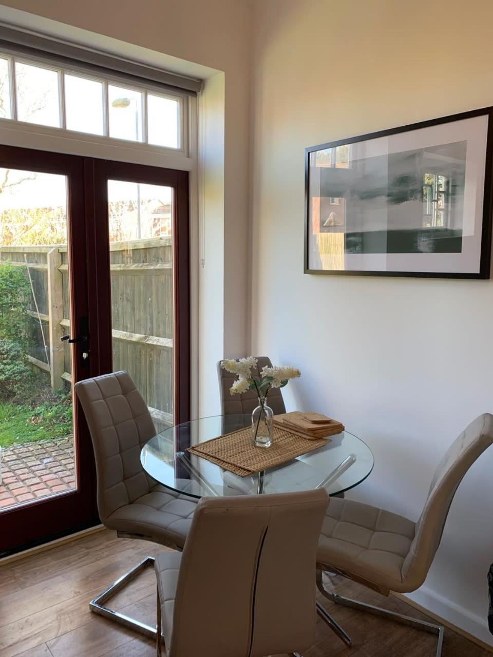 Ashbrook Lewis - Two Bedroom, Two Bathroom Cottage Nr Harwell Oxford 디드코트 외부 사진